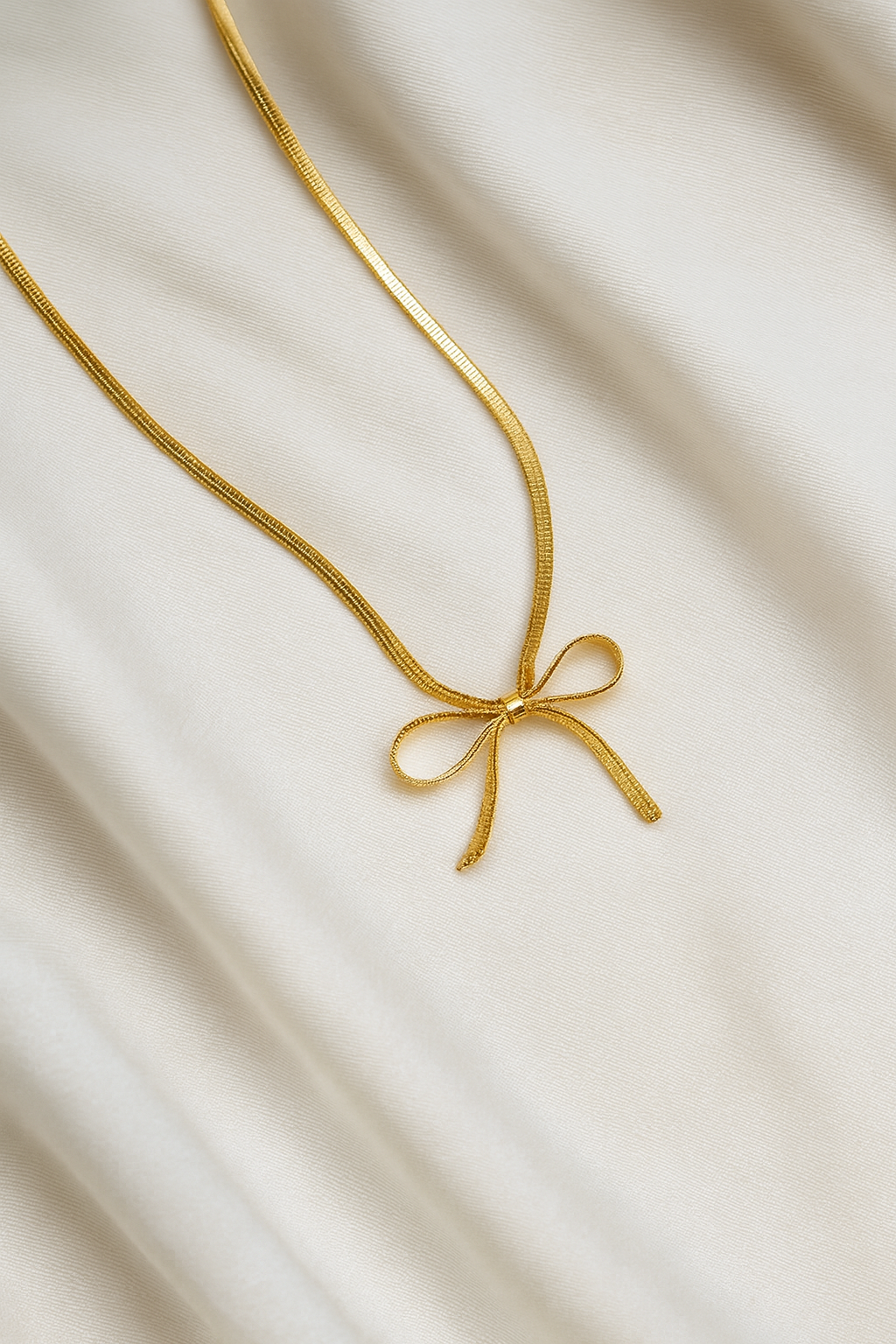 🎀 Golden Bow Tie Necklace ✨💛