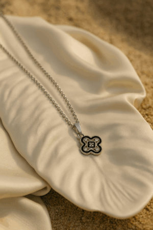 ✨ Silver Clover Charm Necklace 🤍