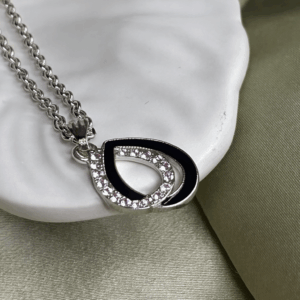 ✨ Crystal Teardrop Stainless Steel Necklace 🤍