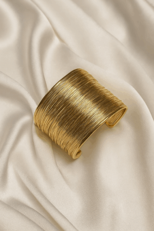✨ Golden Wave Statement Cuff